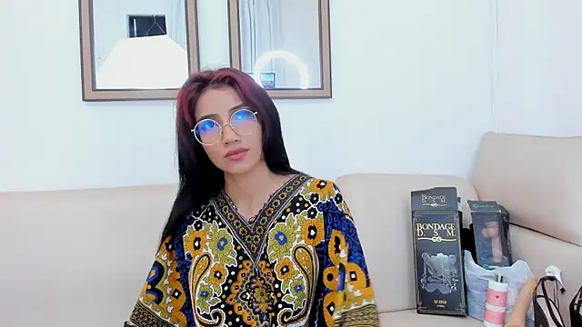 naomiii   online show from March 2025 01:22:01 AM