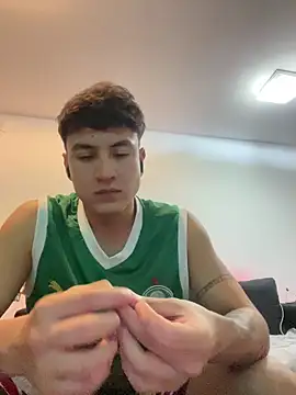 LCarreraa online show from March 2026 01:08:01 AM