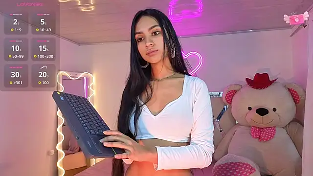 Snapshot of Jazmin_tay chatting on October 2025 11:42:02 AM Jazmin tay online show from October 2025 11:42:02 AM