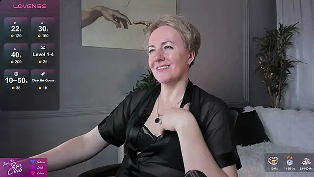 Nika Smit online show from February 2025 11:21:01 AM