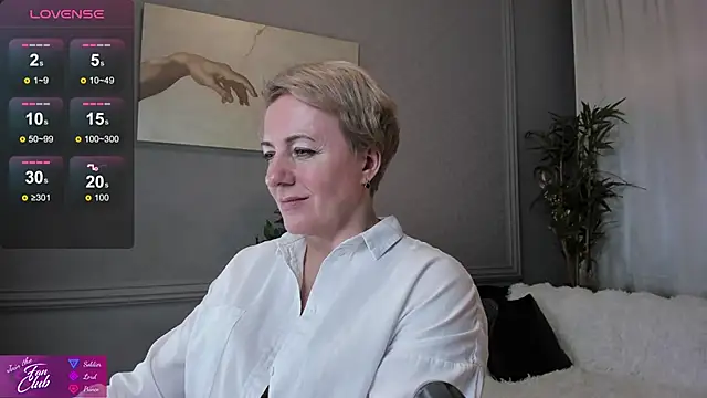 Nika Smit online show from February 2025 11:19:02 AM