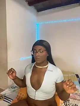 bigcrisblack online show from December 2024 05:45:02 AM