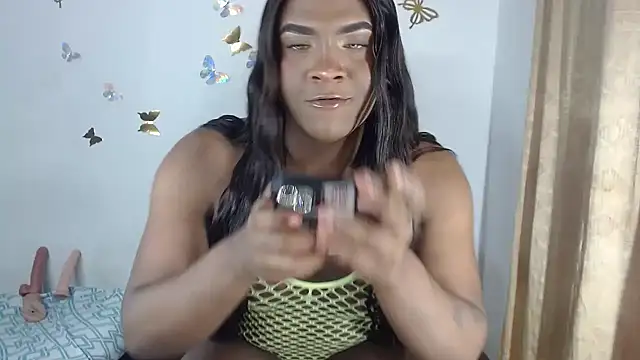 bigcrisblack online show from November 2025 12:11:02 AM