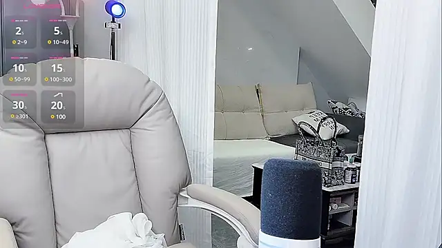 yoyo520- online show from March 2025 08:54:01 PM