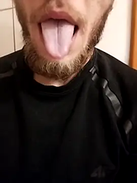 hoot denis28 online show from January 2025 01:41:02 PM