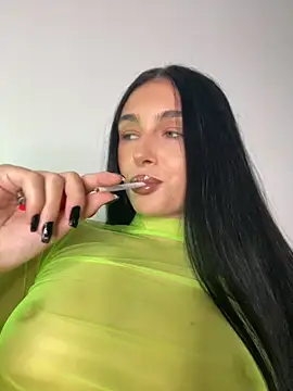 IvyKaelani online show from September 2025 04:19:02 PM