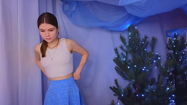 AlisiaSpinnet  online show from December 2024 07:15:02 AM