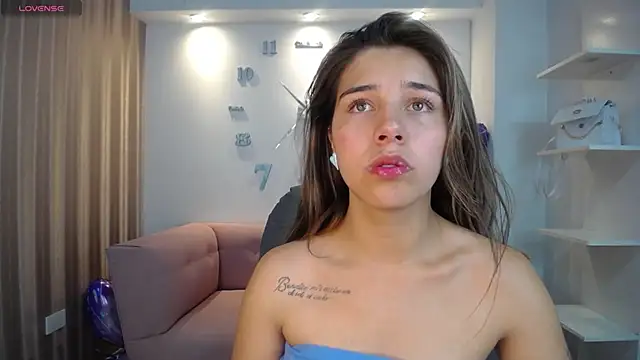 1Sloppy Fox4 online show from February 2025 05:10:02 AM