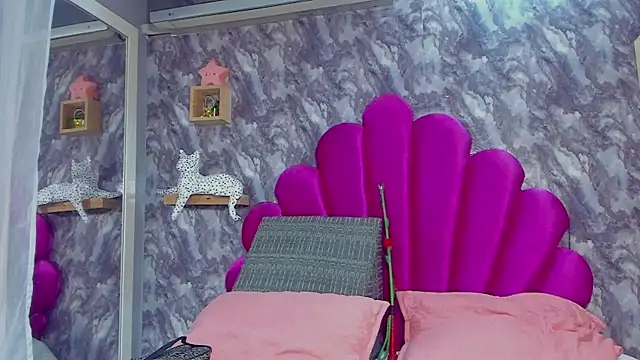 EMMAPARISS online show from October 2025 11:53:01 AM