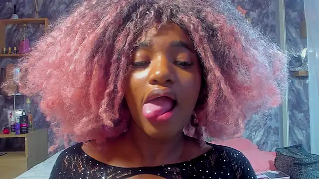 EMMAPARISS online show from January 2026 11:56:01 AM