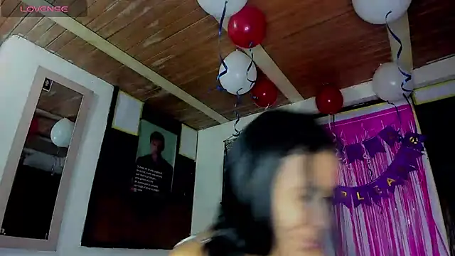 Nenita Hot  online show from September 2025 08:23:02 PM