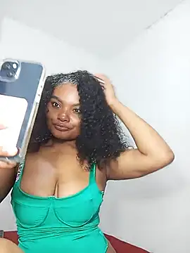 gianna smith online show from May 2026 10:51:01 PM