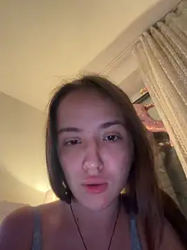 EmilyWi  online show from May 2026 09:10:02 PM