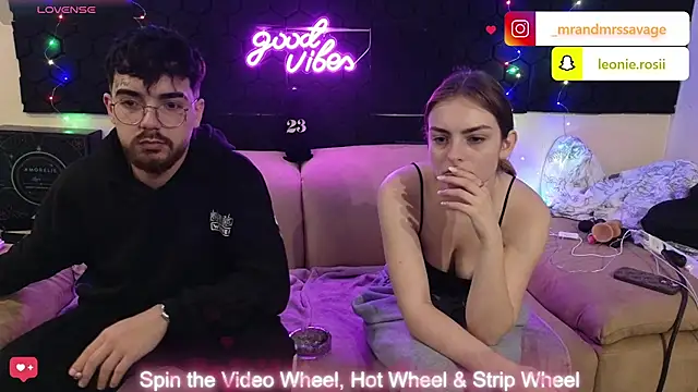 MrAndMrsSavage online show from December 2024 10:33:02 PM