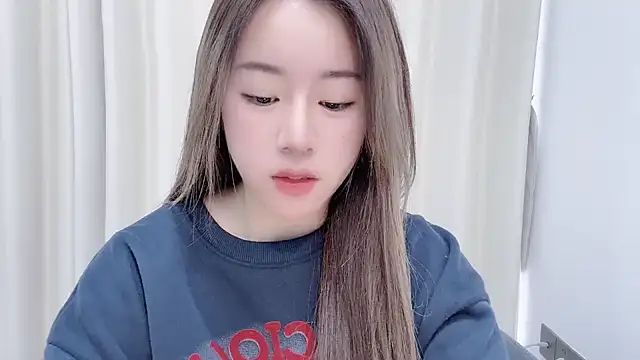 Snapshot of chloe-01 chatting on December 2024 04:22:02 AM chloe-01 online show from December 2024 04:22:02 AM