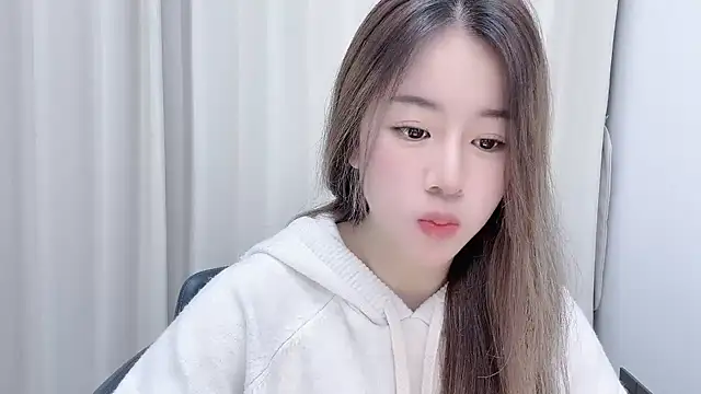 Snapshot of chloe-01 chatting on December 2024 12:12:02 PM chloe-01 online show from December 2024 12:12:02 PM