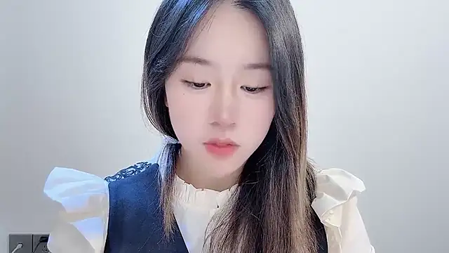 Snapshot of chloe-01 chatting on November 2025 04:07:01 AM chloe-01 online show from November 2025 04:07:01 AM