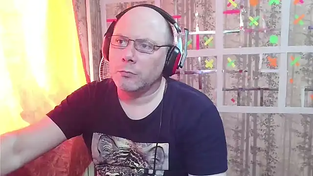 Snapshot of AgnichBan chatting on March 2025 08:13:01 AM AgnichBan online show from March 2025 08:13:01 AM