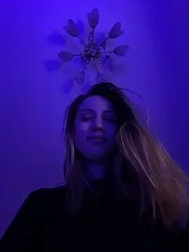 Snapshot of Emily_the_temptress_ chatting on December 2024 02:54:01 AM Emily the temptress online show from December 2024 02:54:01 AM