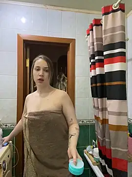 Snapshot of Emily_the_temptress_ chatting on January 2025 04:04:01 PM Emily the temptress online show from January 2025 04:04:01 PM