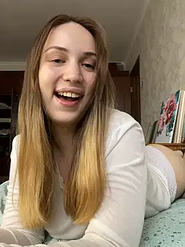 Snapshot of Emily_the_temptress_ chatting on March 2025 12:02:02 PM Emily the temptress online show from March 2025 12:02:02 PM