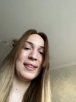 Snapshot of Emily_the_temptress_ chatting on March 2025 05:43:02 AM Emily the temptress online show from March 2025 05:43:02 AM