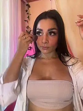 MOMALANA online show from February 2025 05:26:01 PM