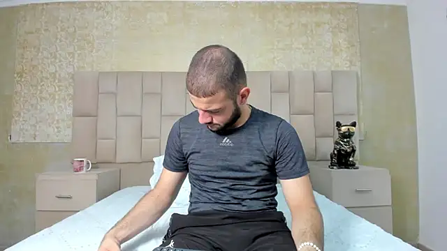 MaximusDick1  online show from October 2025 02:56:01 AM