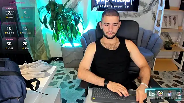 MaximusDick1  online show from January 2026 03:45:02 AM