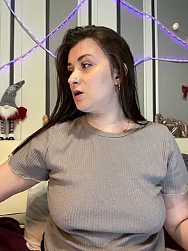 Jadelli online show from February 2025 06:09:02 PM