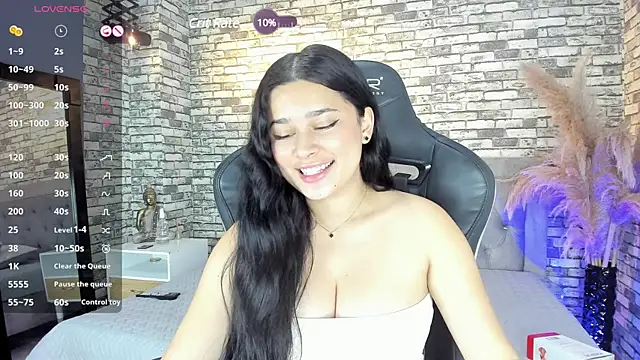 ariadna milano online show from January 2025 03:44:01 PM