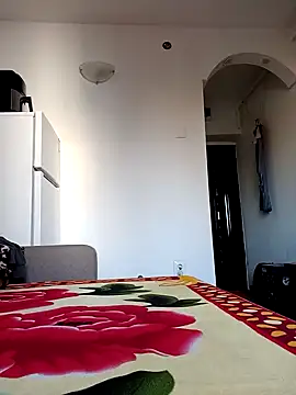 Snapshot of Virgin_Pussy_Love chatting on December 2024 12:12:01 PM Virgin Pussy Love online show from December 2024 12:12:01 PM