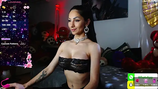 EvelynAisha online show from February 2025 07:07:01 PM