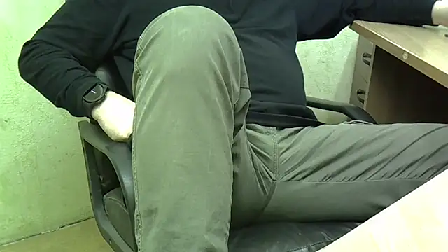 Snapshot of nikdov3 chatting on February 2026 04:50:02 AM nikdov3 online show from February 2026 04:50:02 AM