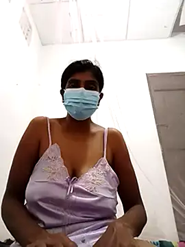 Snapshot of Amaaya_Baby chatting on December 2024 03:11:01 PM Amaaya Baby online show from December 2024 03:11:01 PM