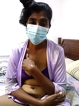 Snapshot of Amaaya_Baby chatting on December 2024 05:51:02 AM Amaaya Baby online show from December 2024 05:51:02 AM