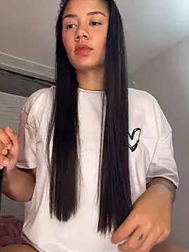  Luana online show from May 2026 02:52:01 AM