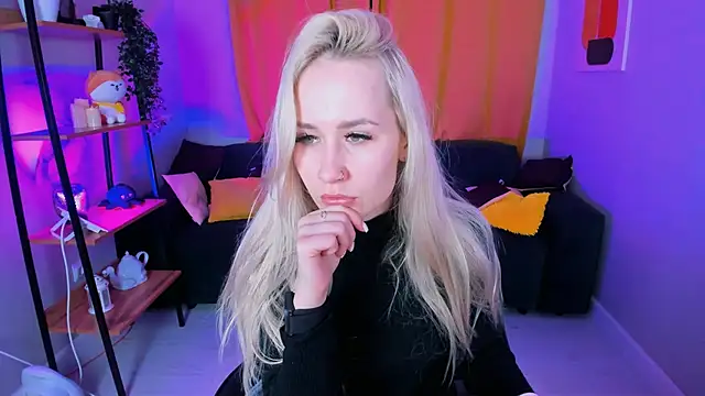 Snapshot of Bunny__of_love chatting on December 2024 01:38:02 PM Bunny of love online show from December 2024 01:38:02 PM