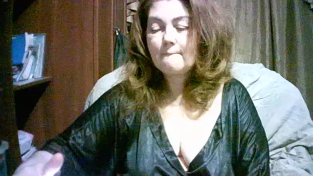 Madame-Butterfly online show from November 2025 11:25:01 PM