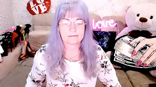 Snapshot of SiberiabBerry chatting on May 2026 11:55:01 PM SiberiabBerry online show from May 2026 11:55:01 PM