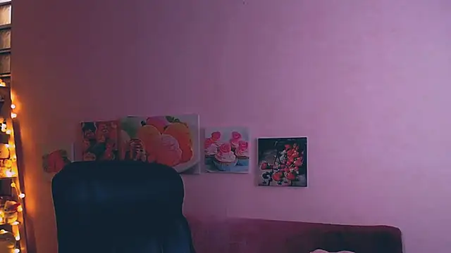 Hot Milady online show from January 2025 10:16:02 AM