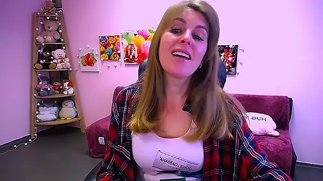 Hot Milady online show from February 2026 08:30:01 AM