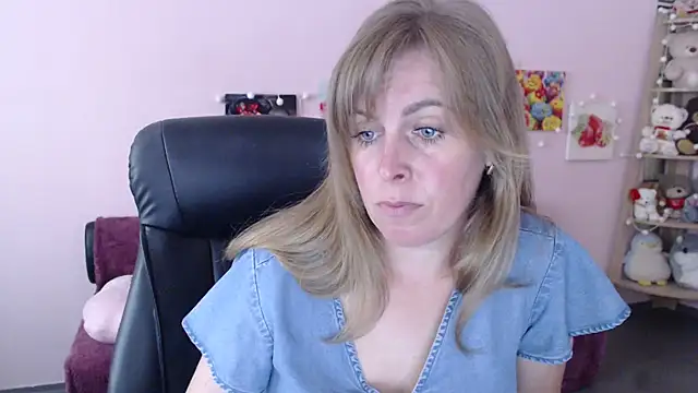 Hot Milady online show from June 2026 07:25:02 AM