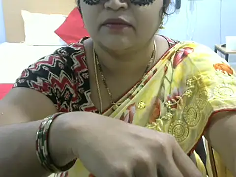 Snapshot of Naughty_Nityaa chatting on January 2025 07:57:01 AM Naughty Nityaa online show from January 2025 07:57:01 AM