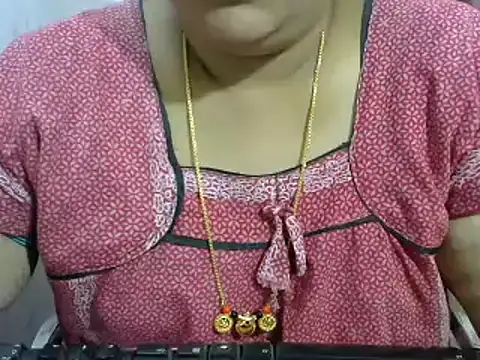 Snapshot of Naughty_Nityaa chatting on January 2025 05:29:02 PM Naughty Nityaa online show from January 2025 05:29:02 PM