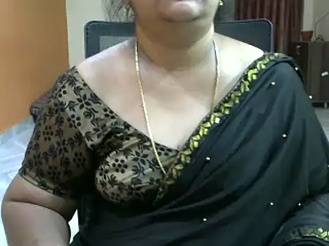 Snapshot of Naughty_Nityaa chatting on February 2025 01:46:02 AM Naughty Nityaa online show from February 2025 01:46:02 AM