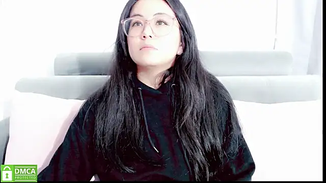Snapshot of mariana_katto chatting on April 2026 07:28:02 PM mariana katto online show from April 2026 07:28:02 PM