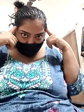 zeepe19 online show from November 2025 08:24:02 PM