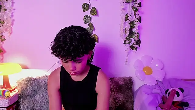 fernanda indie online show from October 2025 07:36:02 PM