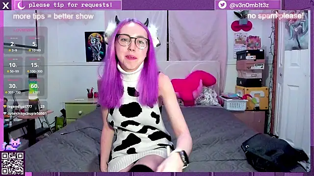 Snapshot of v3n0mb1t3z chatting on February 2025 04:25:01 AM v3n0mb1t3z online show from February 2025 04:25:01 AM